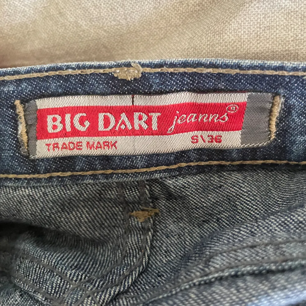 Jätte fina jeans i storlek s. Flared och har haft dom ganska länge. Jeans & Byxor.