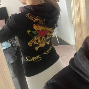 Tröja  - En tröja från ed Hardy 