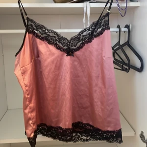 Nattlinne  - Nästan aldrig använt.