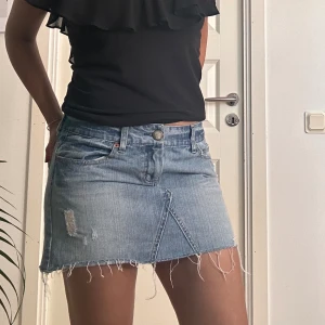 jeans kjol - levis🍓🤩🥂