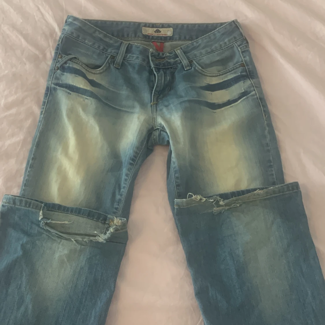 Low rise bootcut 00s jeans 