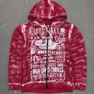 Y2k Hoodie - Y2k Zipper Hoodie i XL storlek med väldigt detaljerat tryck på både fram o baksida, Hoodien e i topp kvalitet 