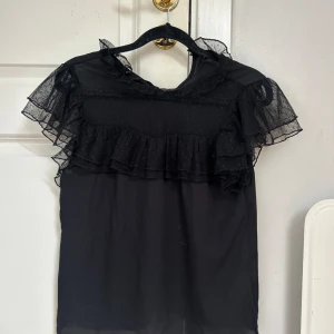 Topp - Säljer denna super snygga tröja❤️❤️❤️