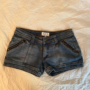 Low waist shorts  - Super snygga vintage shorts🤩