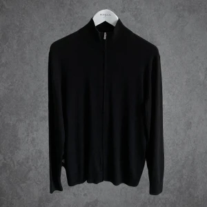 Boggi Milano fullzip - Säljer en fin Boggi Milano kofta/tröja || Hör gärna av dig vid frågor eller funderingar! || Nypris: 1999 || Mvh ||