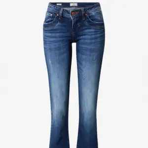 Blåa Ltb  jeans i modellen valerie, helt nya endast använda 1 gång! 💗W24L36