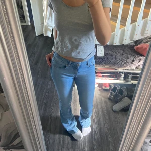 Lågmidjade jeans  - Jätte fina lågmidjade jeans storlek XS!