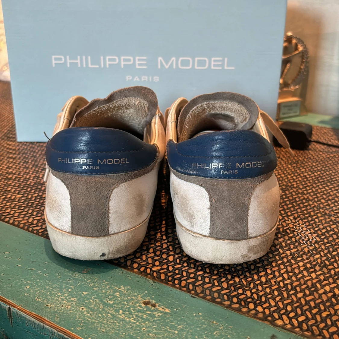 Phillipe model - 2