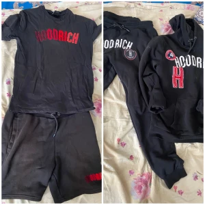 Hoodrich set  - Hej! Säljer 2  två dunder dressar från hoodrich väldigt fina. Ta båda dressarna för 550kr