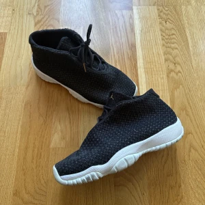 jordan future oreo - använda en gång, kommer utan box