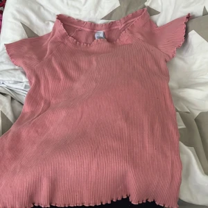 Söt tshirt - Toppi storlek 158/164