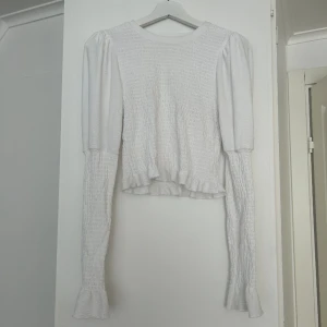 Coquette tröja  - Super söt Coquette tröja med unik passform!  ✨ perfekt till våren med en minikjol 