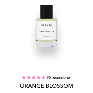 Essence parfym - Orange blossom från Essence! Den är enbart testad en gång, och den luktar super gott!