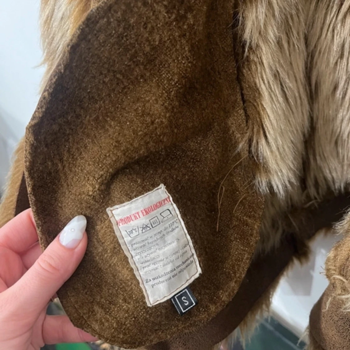 Snyggaste jacka med pälskrage Lisa Rowe vibes - 91