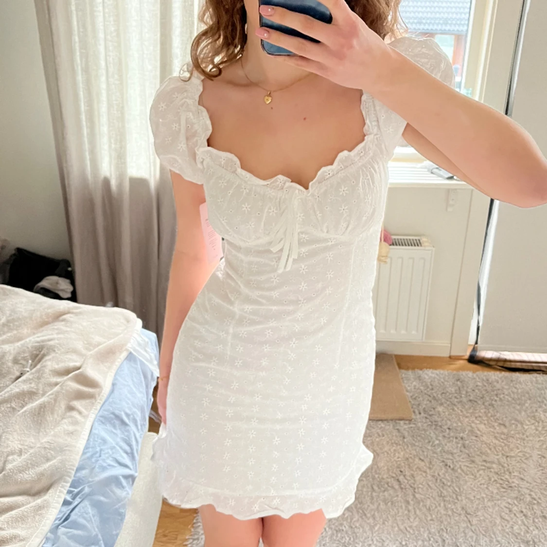 Vit studentklänning från Nelly 