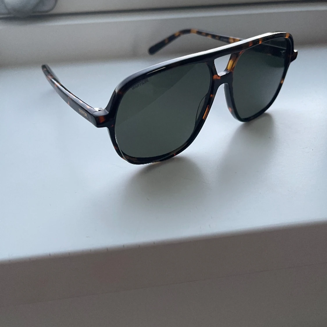 Trendiga solglasögon  - 90