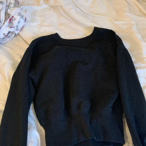 Sweatshirt Zara - Så snygg vanlig basic sweatshirt från Zara i storlek S