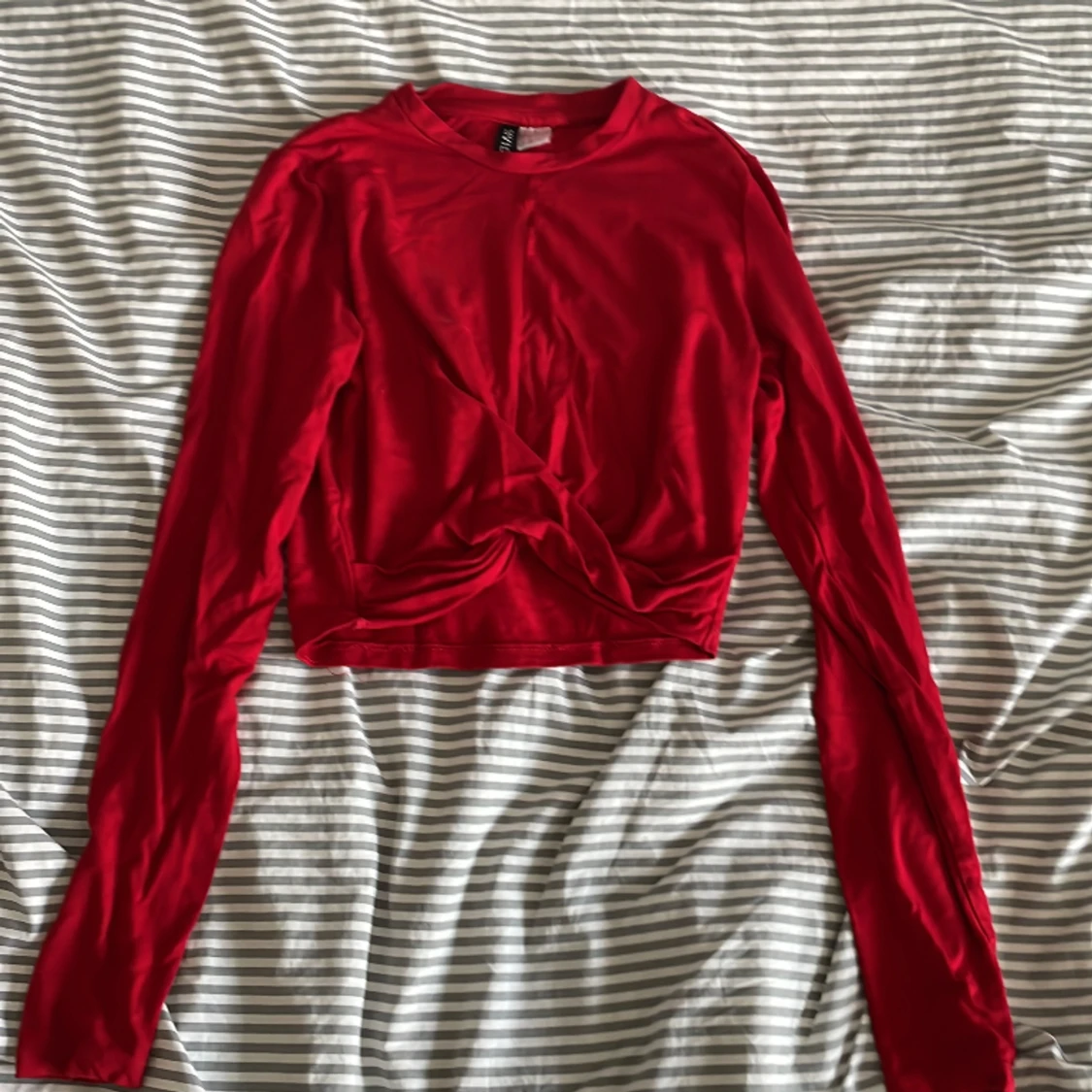 Röd långärmad tröja