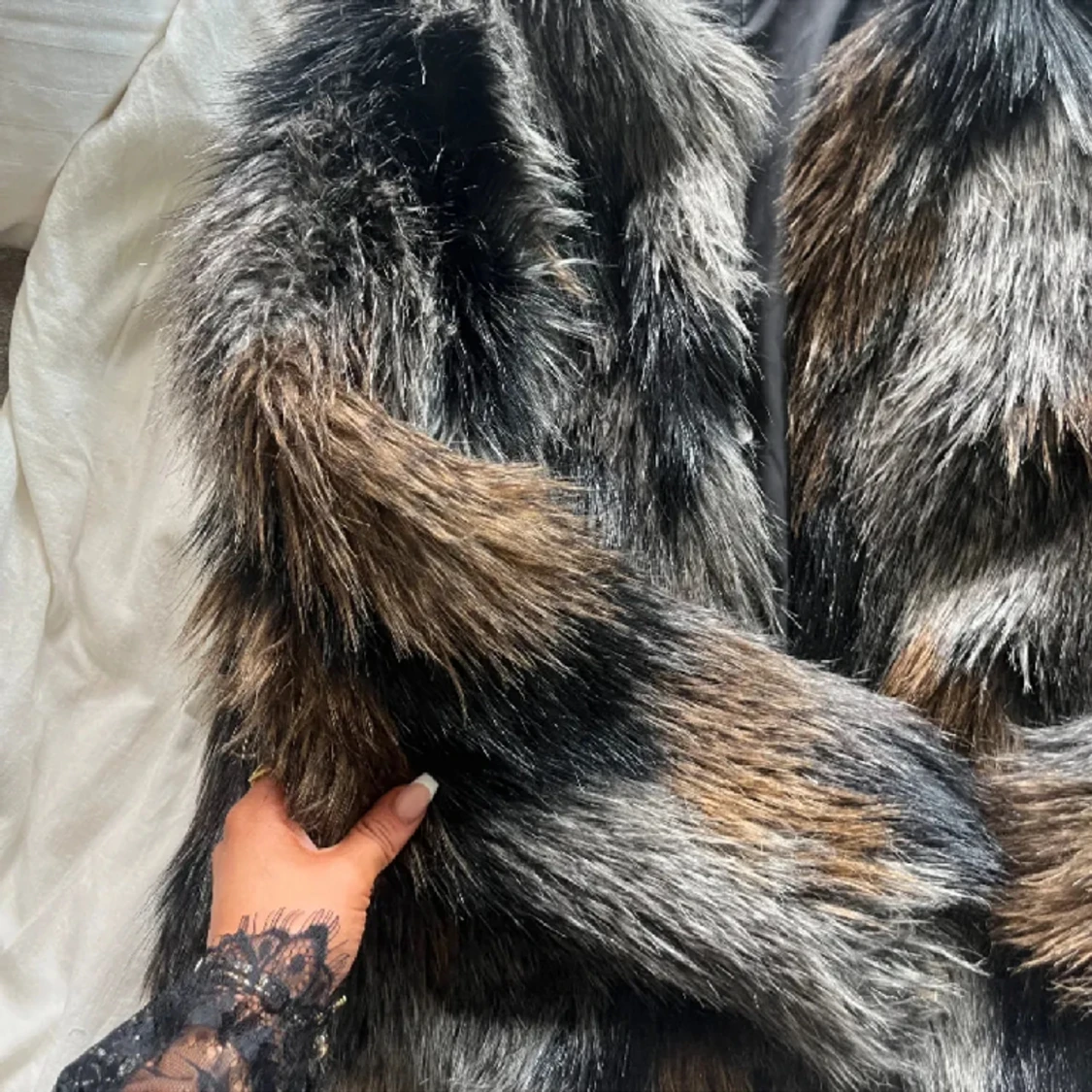 Suuuper trendig o snygg pälsjacka!! - 90