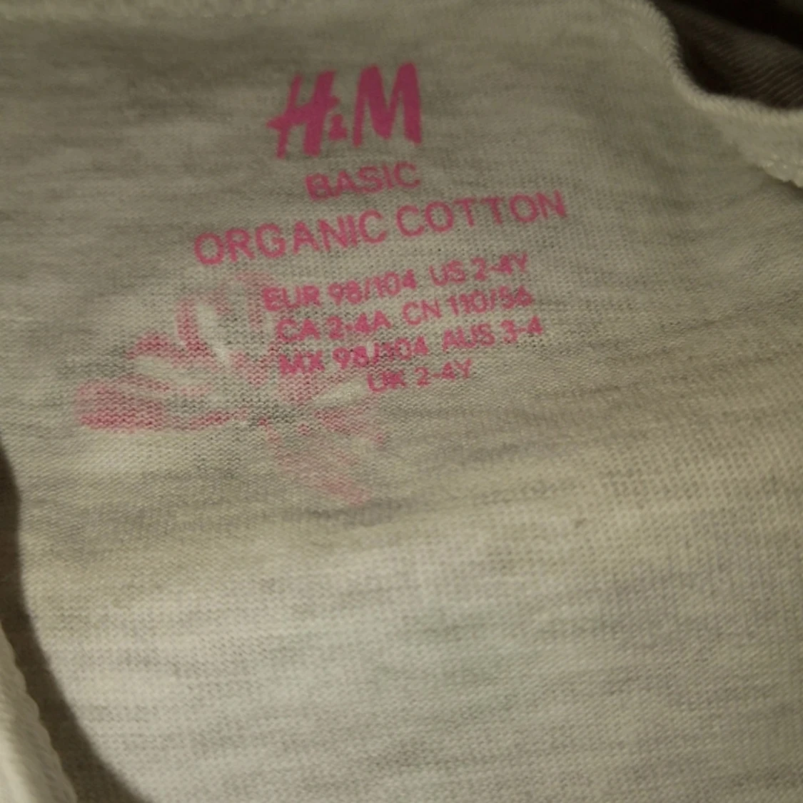 En perfekt bomulls klänning för tjejer mellan 2-4  - 90