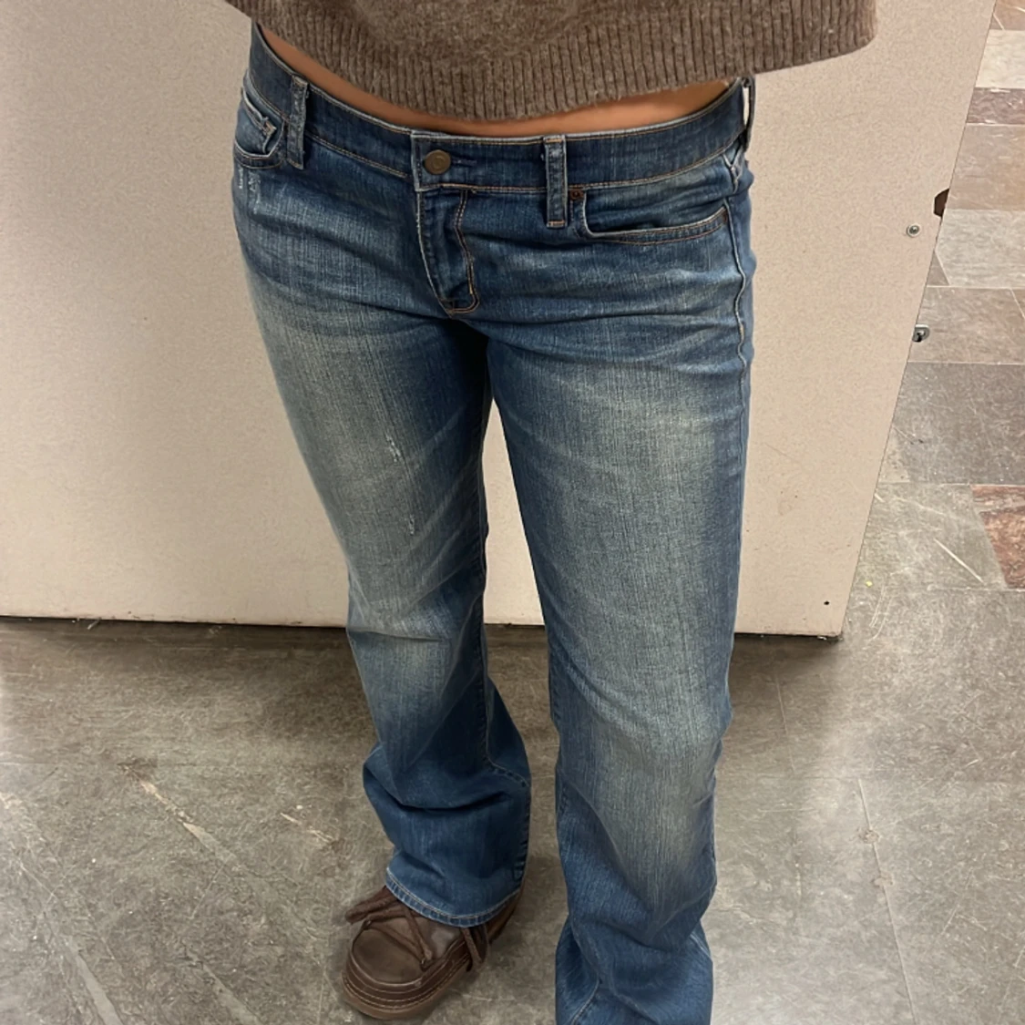 LOWWAIST BOOTCUT JEANS - 91