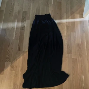 Långkjol - Aldrig använd