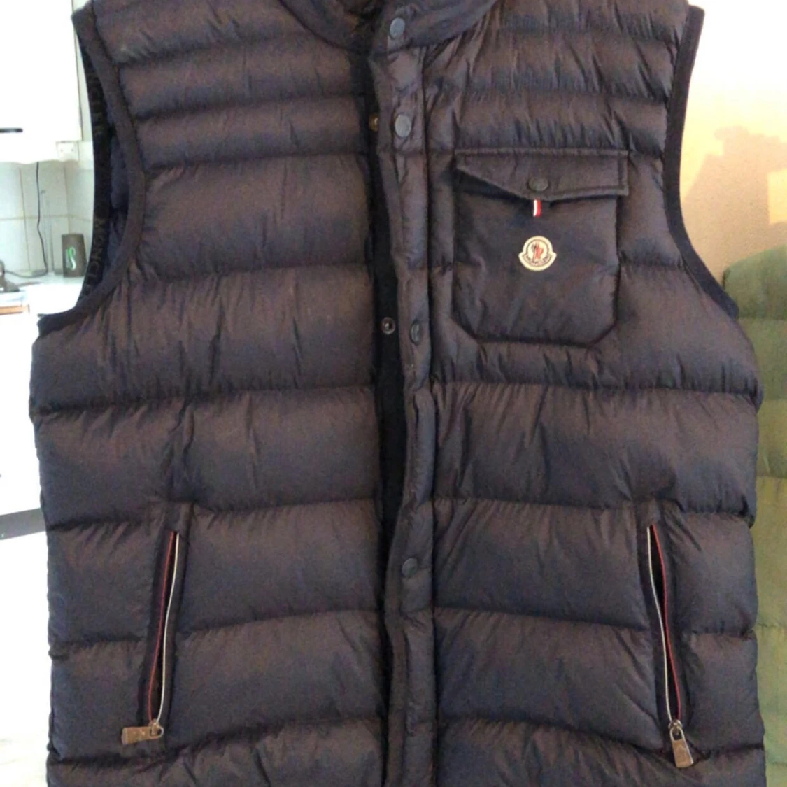 Moncler Väst Helt Oanvänd mig