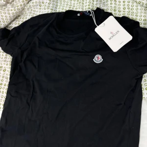 Moncler t-shirt  - Moncler t-shirt