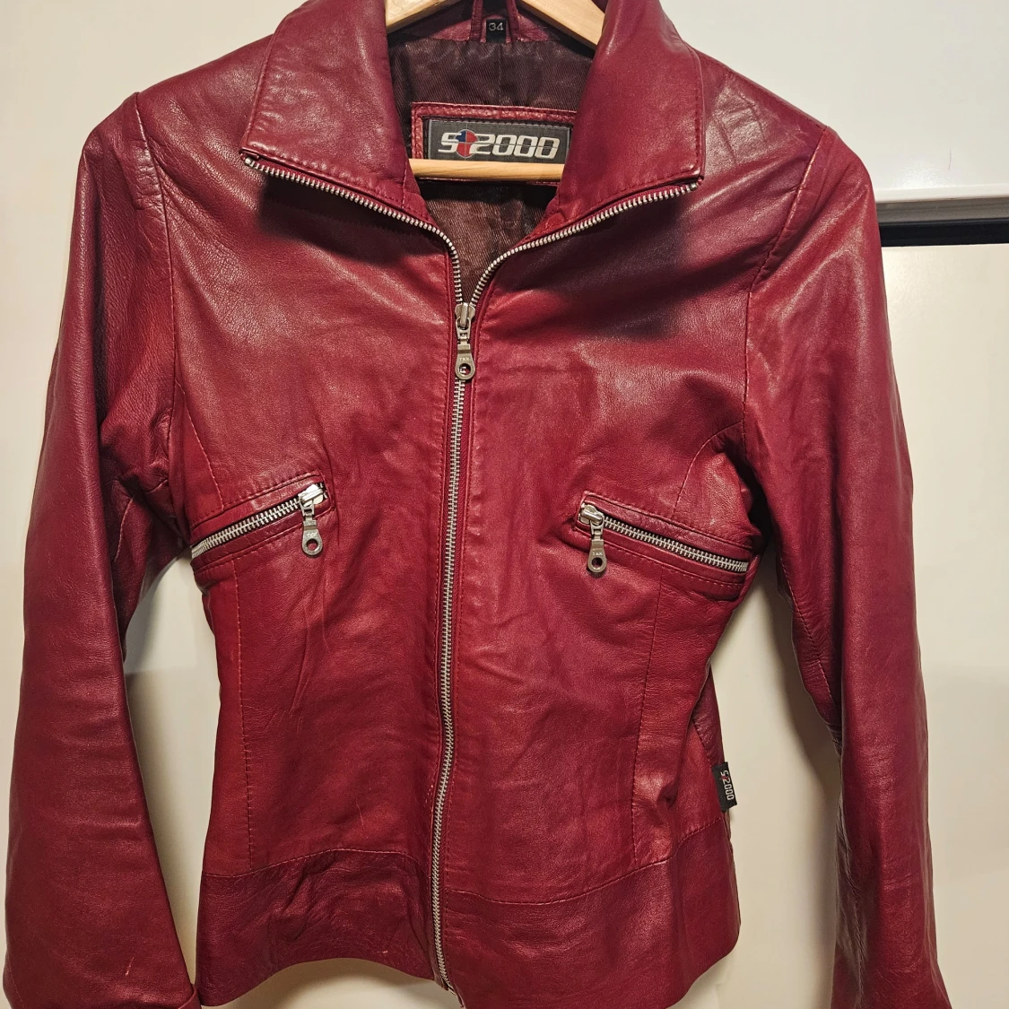 Y2k vintage red leatherjacket small waist fit