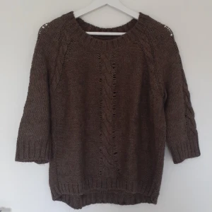 Stickad tröja  - Bra skick