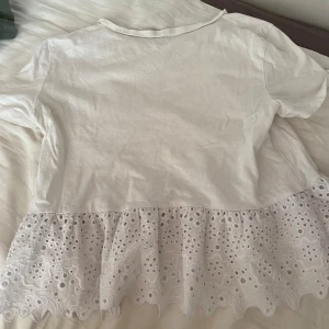 Topp - Topp från zara, använd i måtta. Storlek S Små defekter