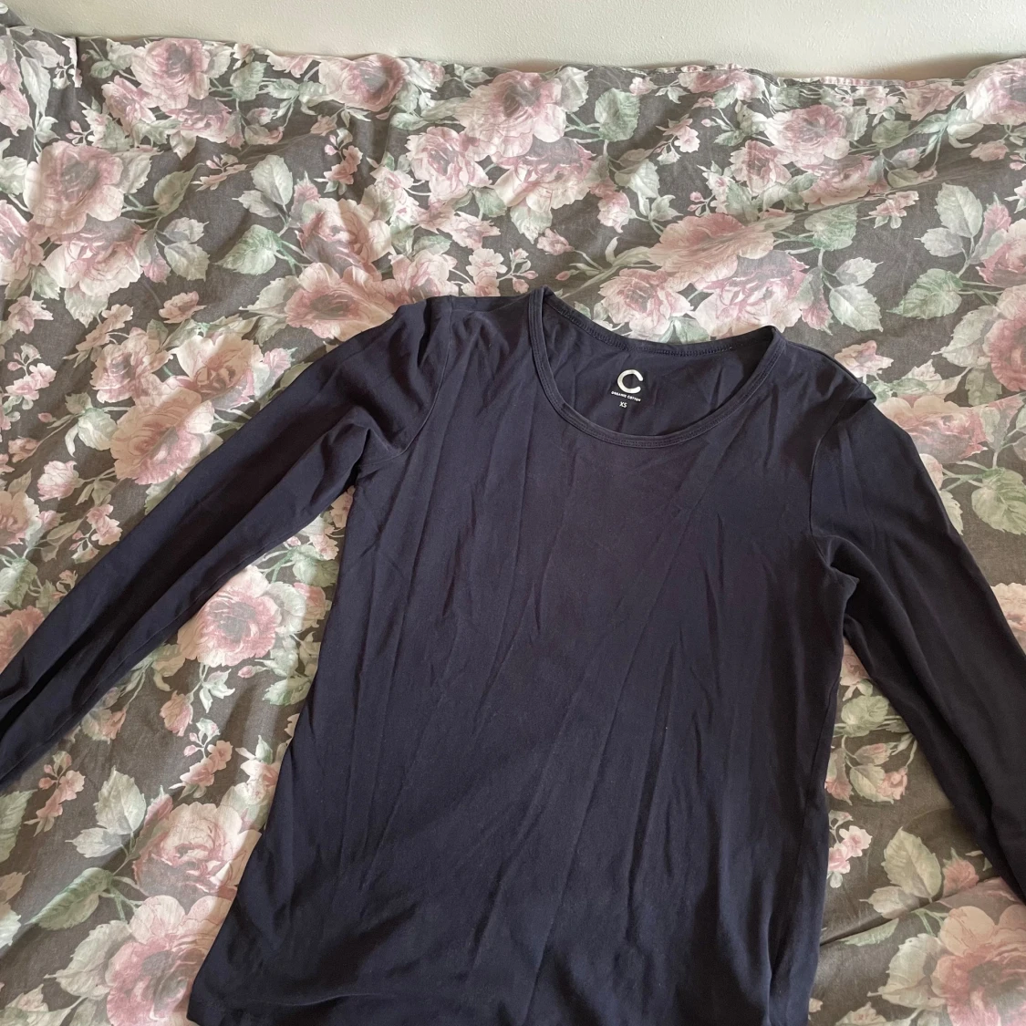 Basic långärmad tröja marinblå💙 - 90