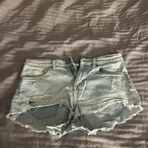 Lågmidjade shorts - Jätte fina lågmidjade shorts, perfekta trendiga till sommaren