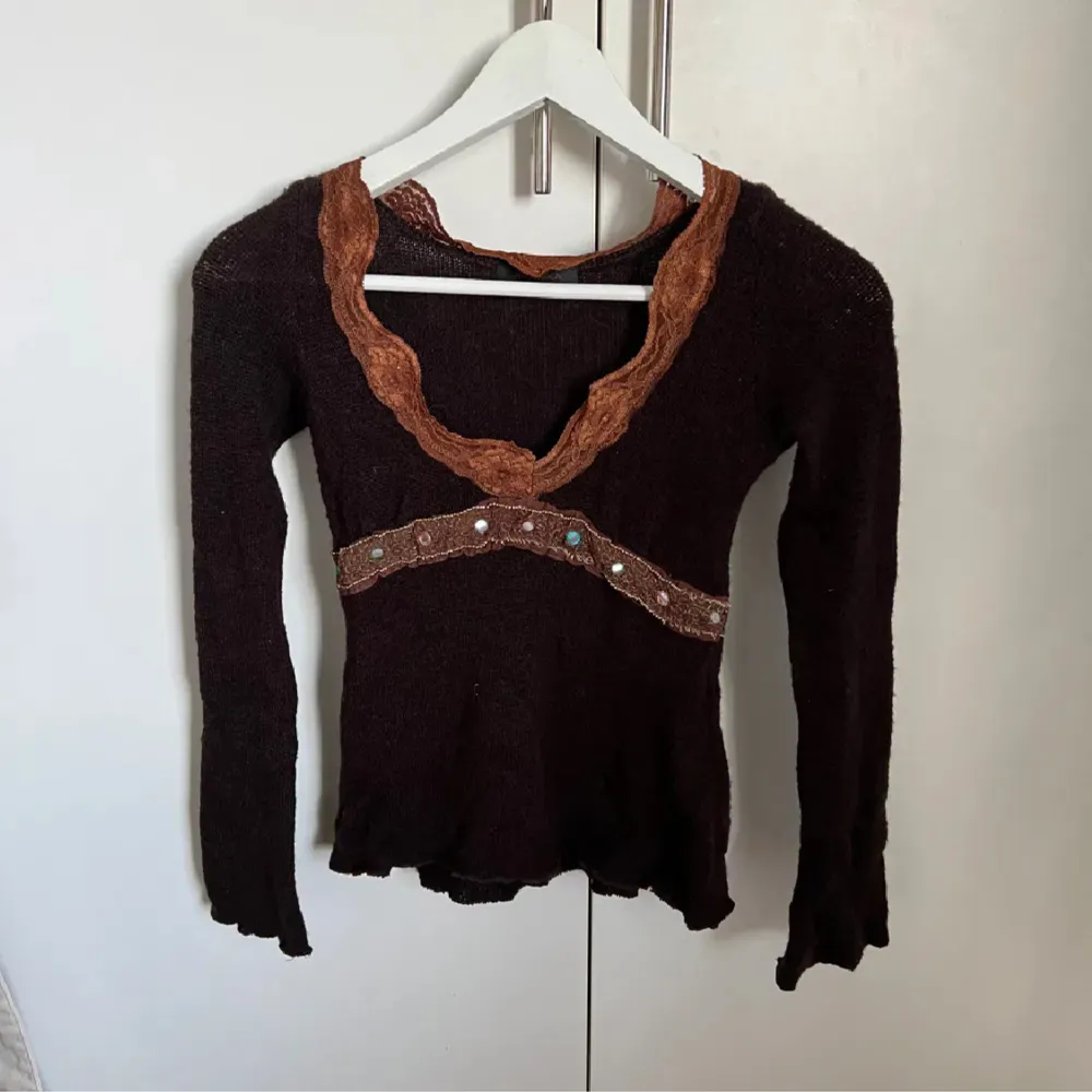 ”stickad” brun vintage tröja. Tröjor & Koftor.