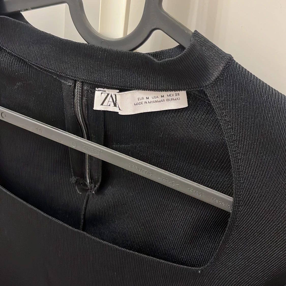 Zara tröja  - 90
