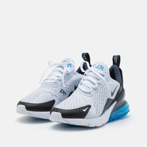 NIKE AIR MAX 270   - Helt nya aldrig använda  Med paketer till dem och man kan se att den är äkta och scanna 