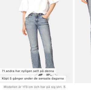 Helt oanvända Jeans från Junkyard då de är för korta. Nypris 599 kr.