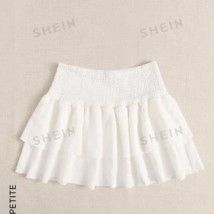 Vit volangkjol - Aldrig använd