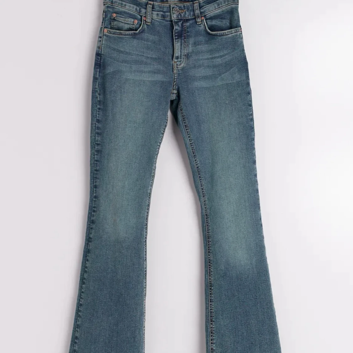 Low waist jeans