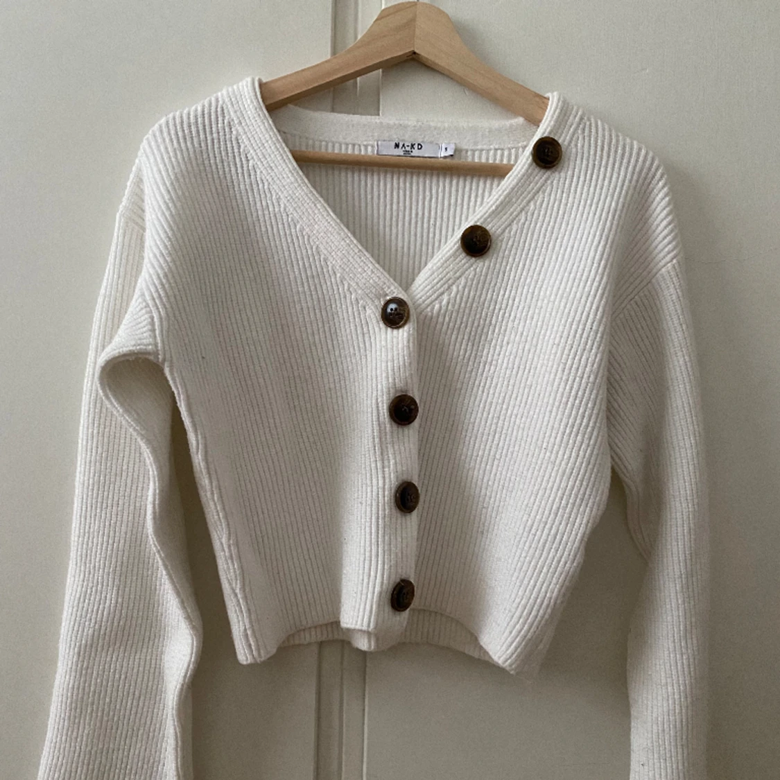 Tjockstickad kofta - 90