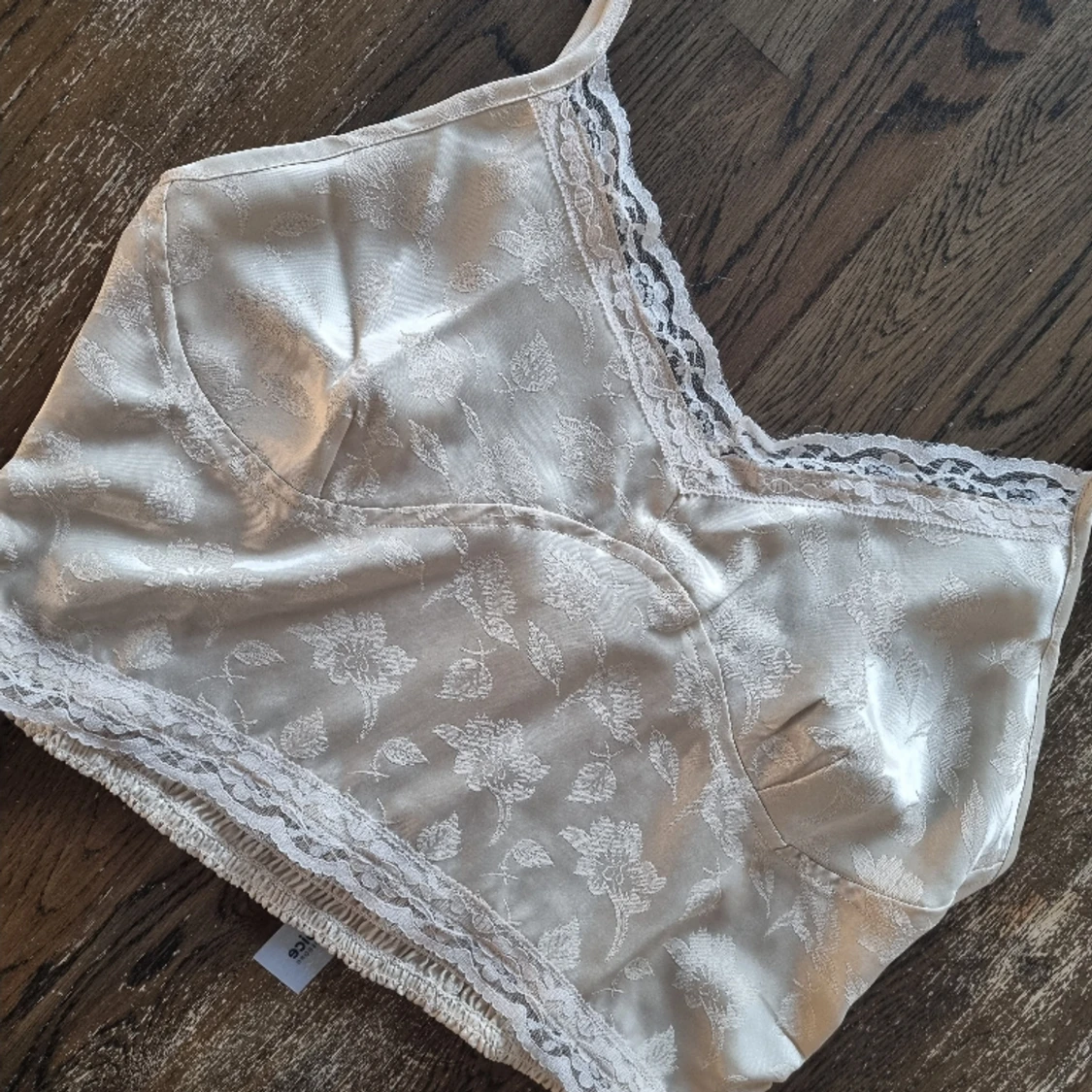 Topp från NA-KD i beige