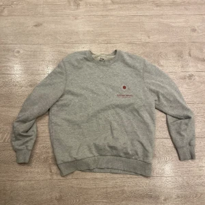 långärmat  - L, simpel tröja med bra passform