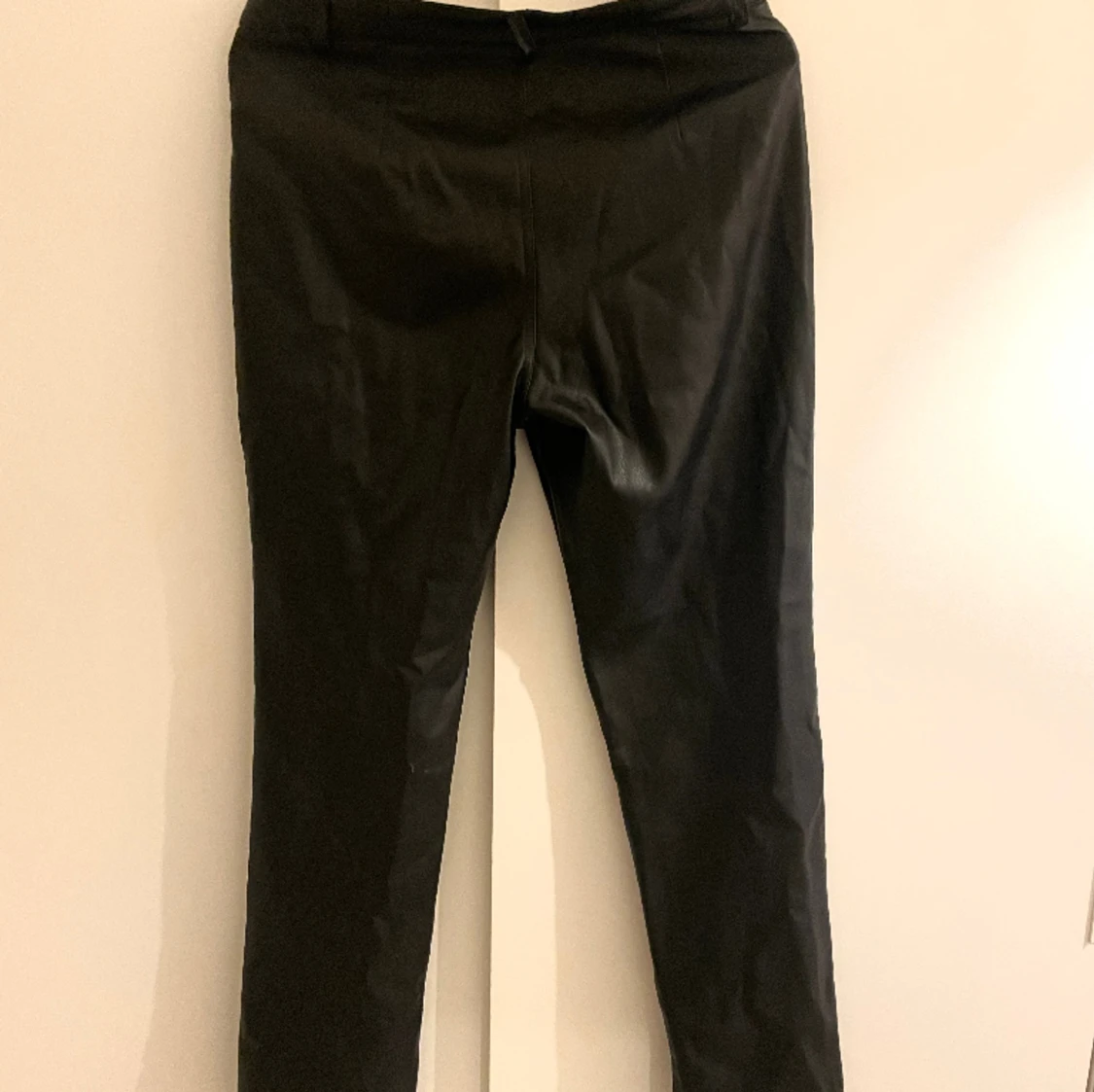 Skinbyxor svarta - 90