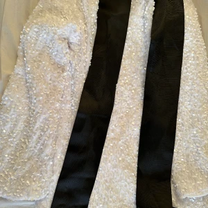 Klänning - Kopia av den populära h&m klänningen, har köpt den från thea Ljungqvist 