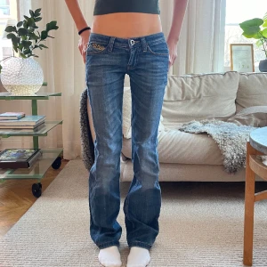 Låg midjade jeans  - Säljer dessa perfekta lågmidjade jeans❤️❤️