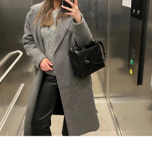 Grå kappa Stories - Säljer denna storlek S. Nypris 2500