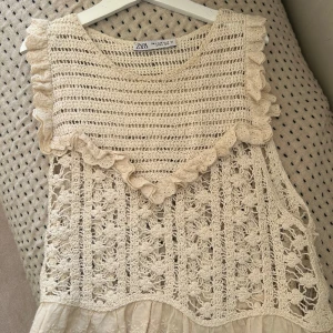 Zara topp - Jätte fin topp från Zara i storlek S