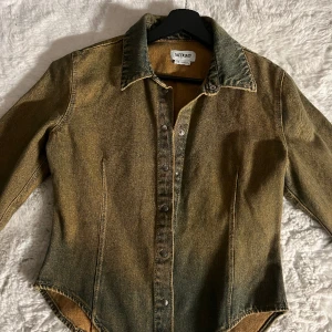 Jeansjacka  - Aldrig använd. 