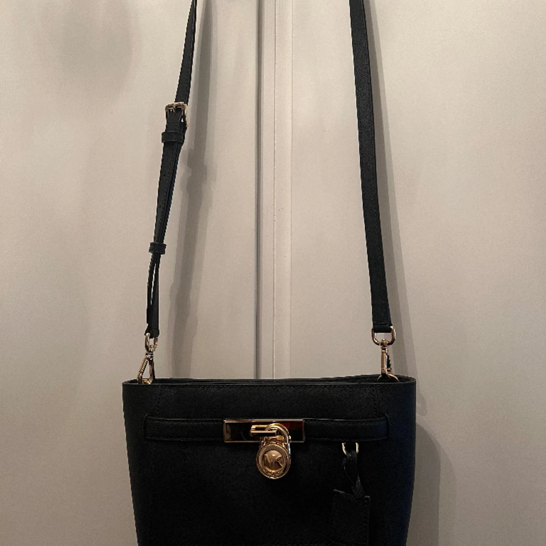 Michael kors crossbody bag