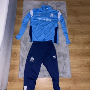 Marseille tracksuit - Använd några gånger  Skick 8/10